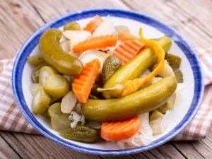 Karışık Turşu (Net Ölçülü ) Tarifi Nasıl Yapılır?