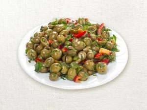 Zeytin Salatası Tarifi
